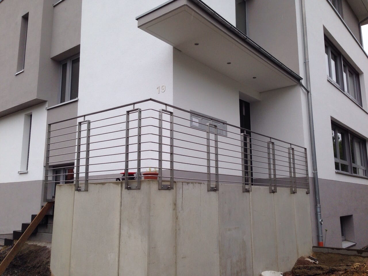 Glasgeländer aus Edelstahl und Glas – Referenz 4 – AN Metallbau GmbH
