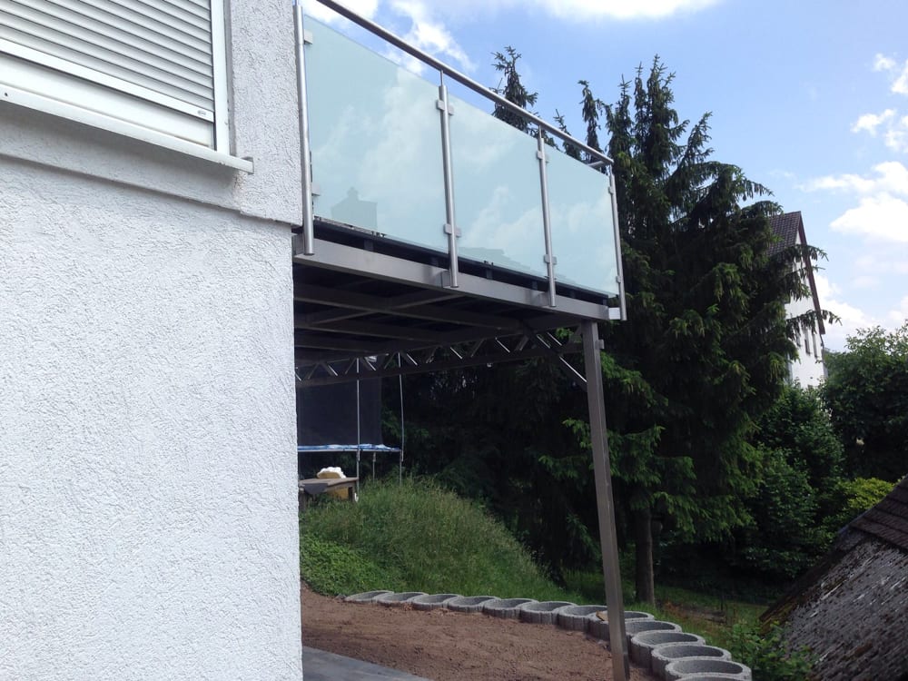Glasgeländer aus Edelstahl und Glas – Referenz 32 – AN Metallbau GmbH