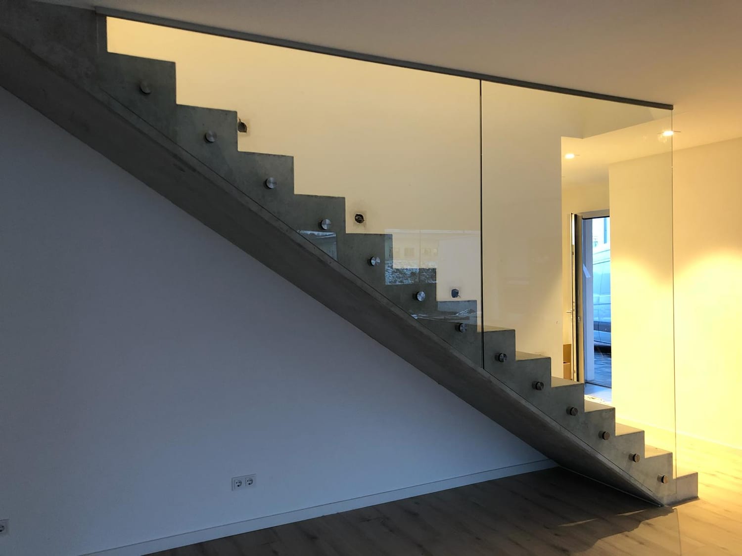 Treppengeländer aus Edelstahl & Glas – Referenz 165 – AN Metallbau GmbH