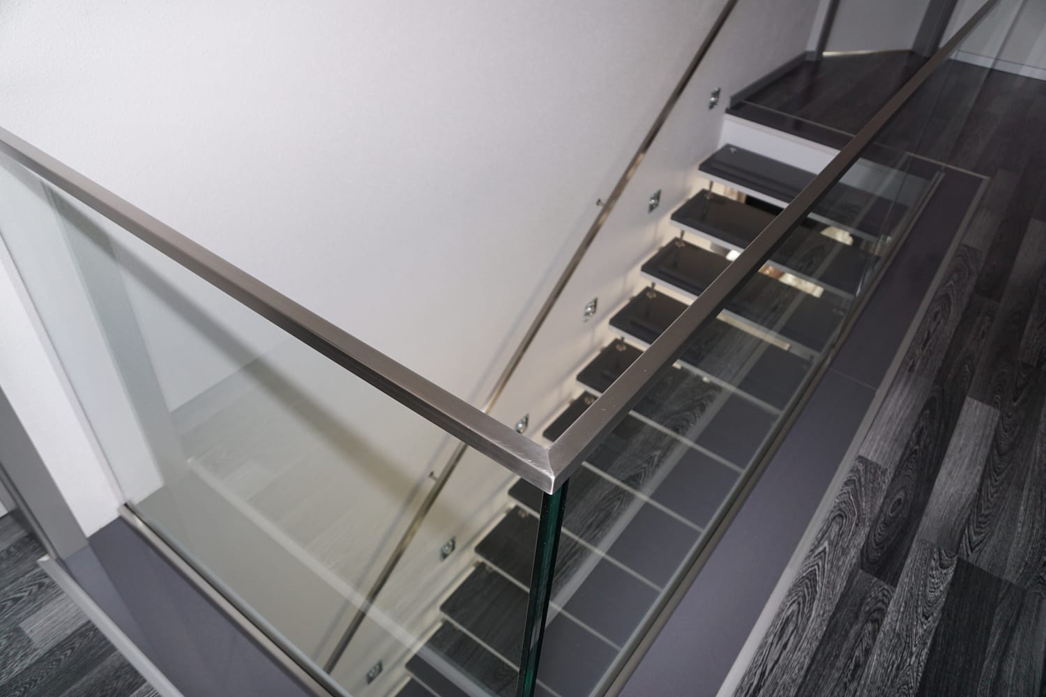 Treppengeländer aus Edelstahl & Glas – Referenz 177 – AN Metallbau GmbH
