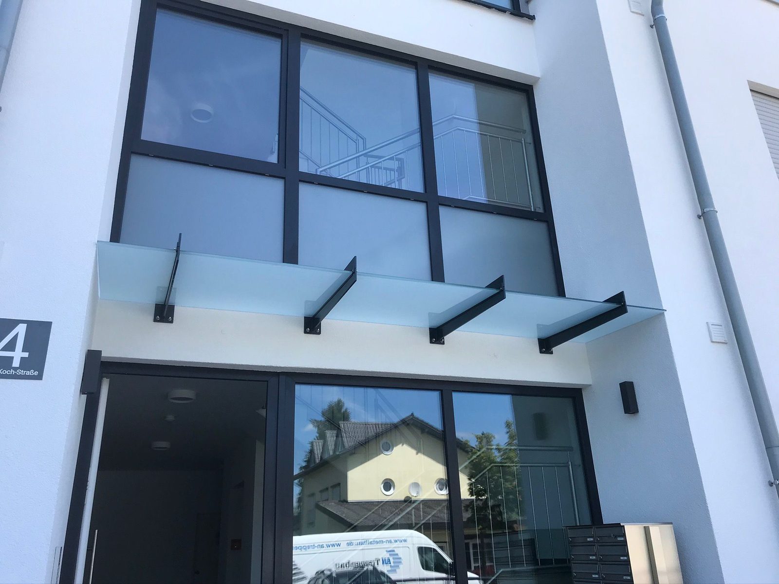 Vordach Stahl & Glas – Referenz von AN Metallbau