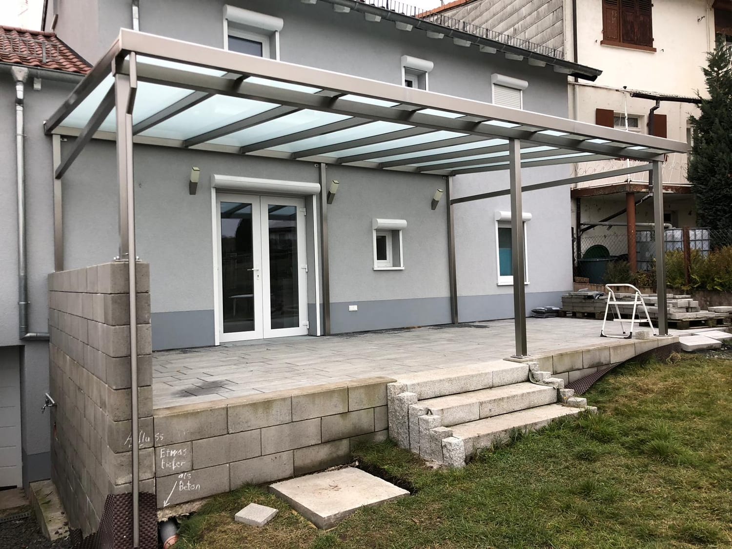 Überdachung aus Stahl & Glas – Referenz 2 – AN Metallbau GmbH