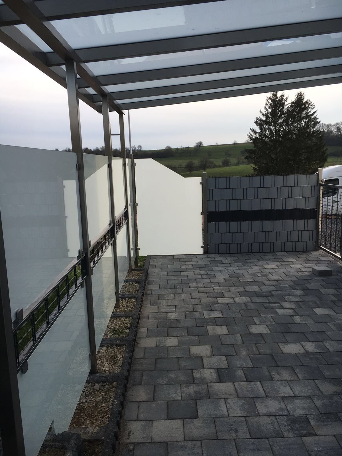 Überdachung aus Stahl & Glas – Referenz 10 – AN Metallbau GmbH